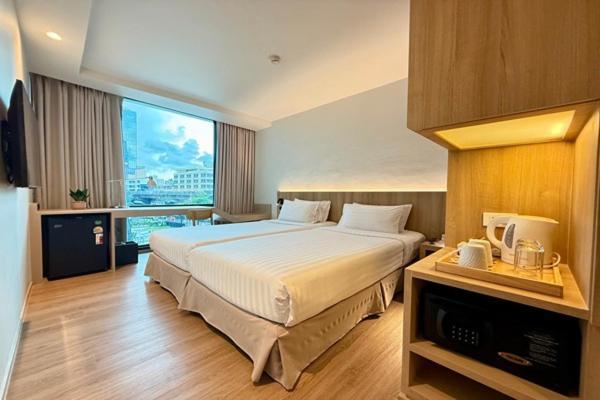Hotel Vic 3 4*